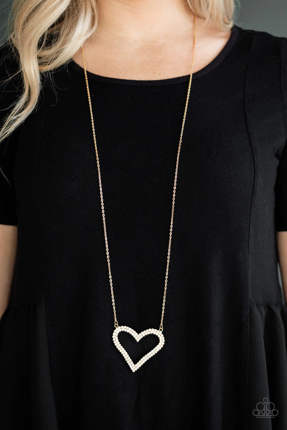 Paparazzi Necklaces - Pull Some Heart-Strings - Gold