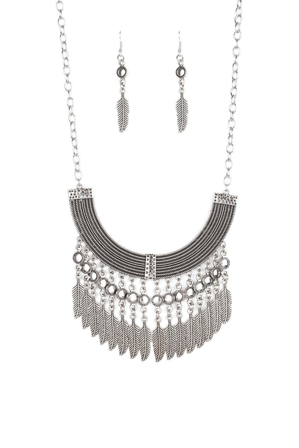 Paparazzi Necklaces - Fierce In Feathers - Silver
