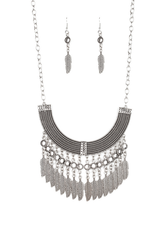 Paparazzi Necklaces - Fierce In Feathers - Silver