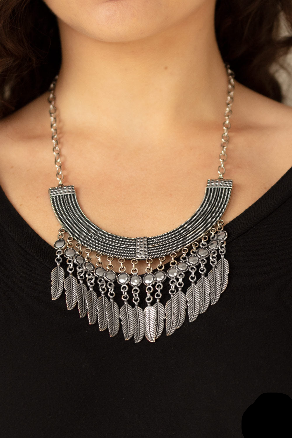 Paparazzi Necklaces - Fierce In Feathers - Silver