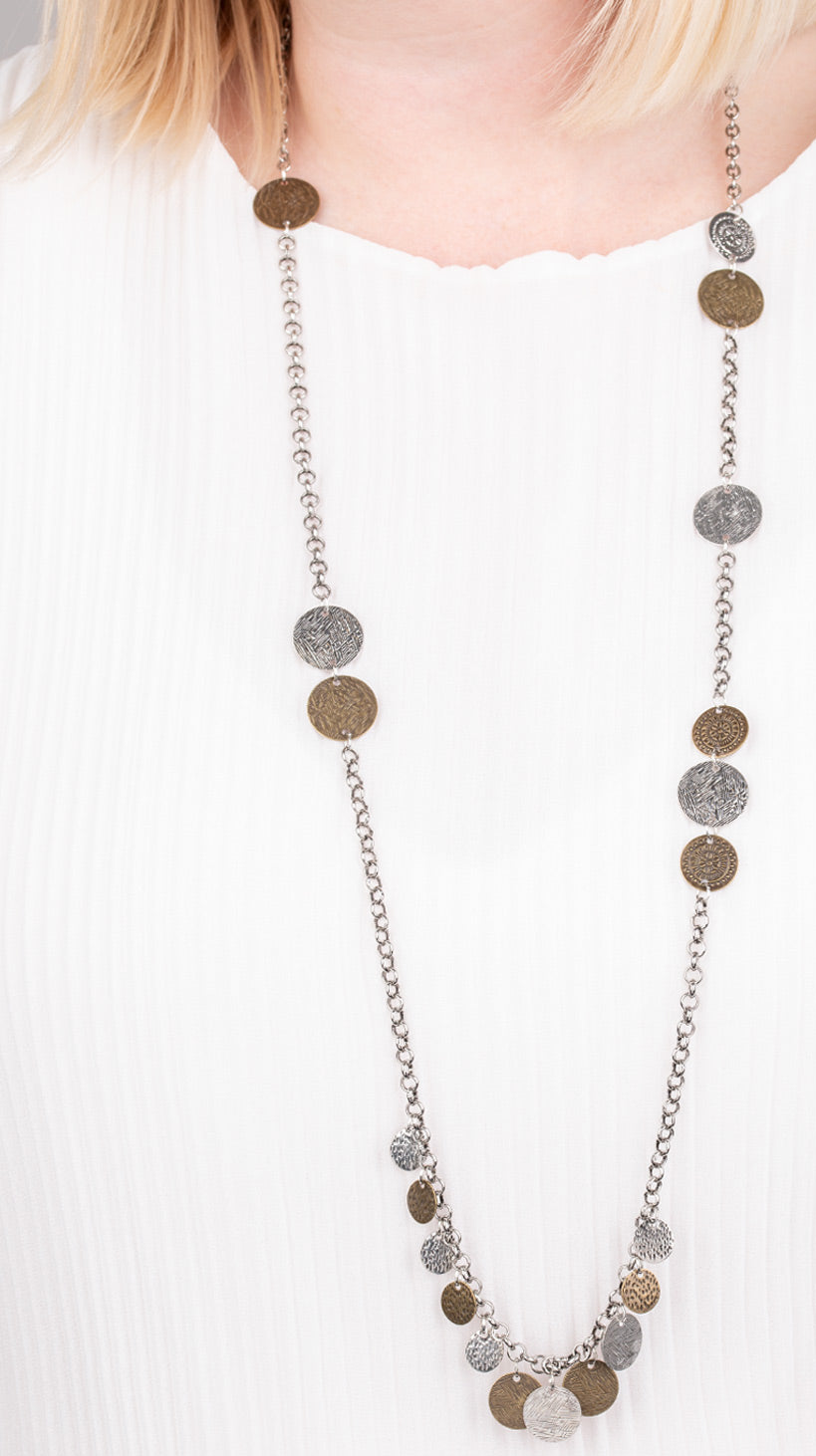 Paparazzi Necklaces - Trailblazing Trinket - Multi
