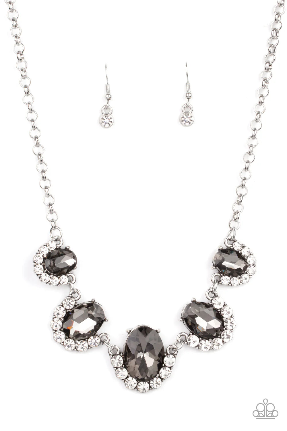 Paparazzi Necklaces - The Queen Demands it - Silver
