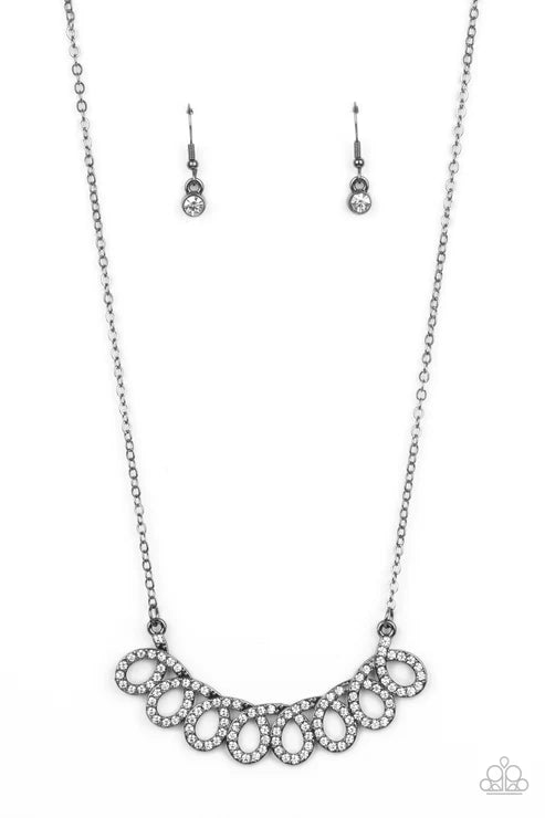 Paparazzi Necklaces - Timeless Trimmings - Black