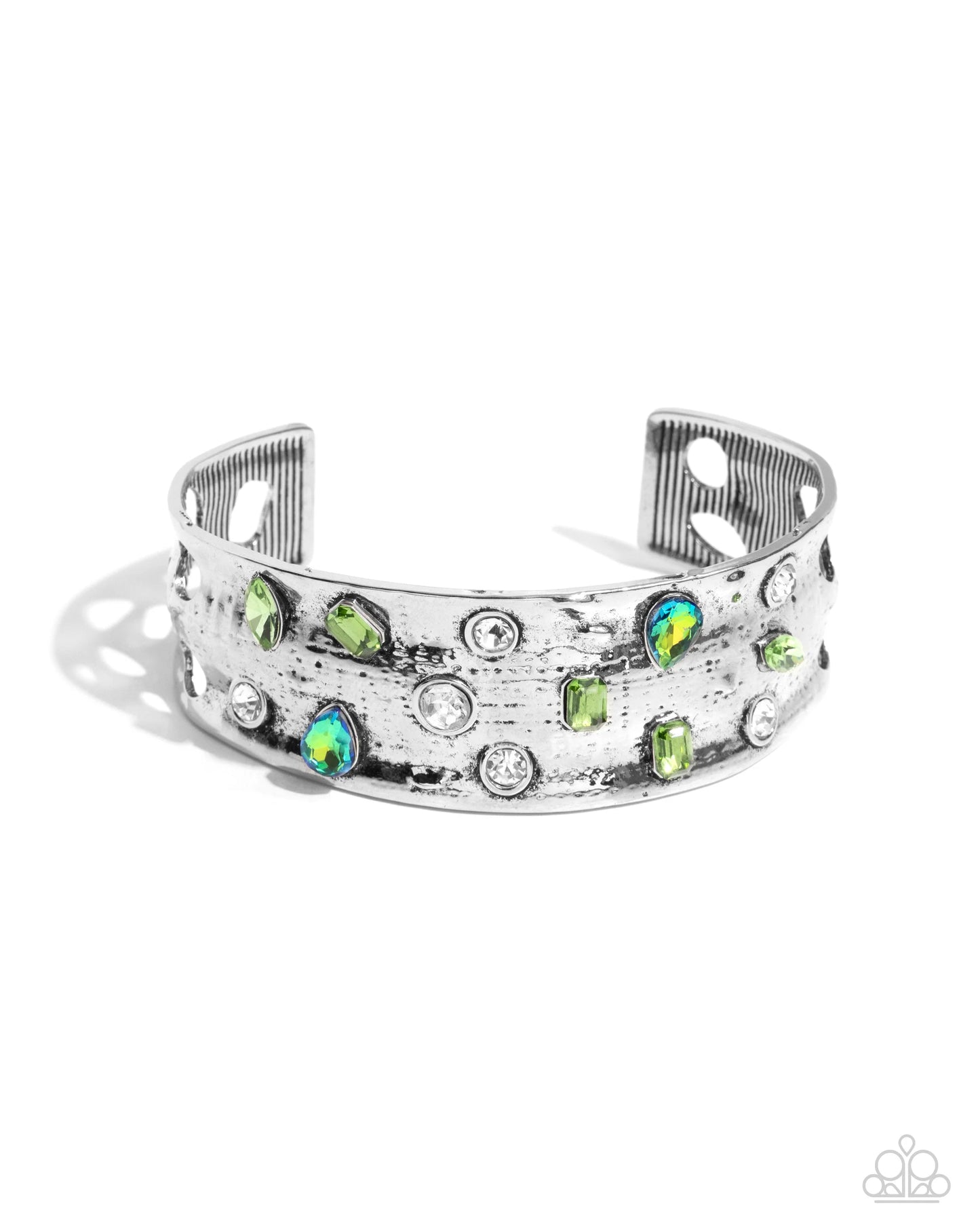 Paparazzi Bracelets - Embellished Empire - Green