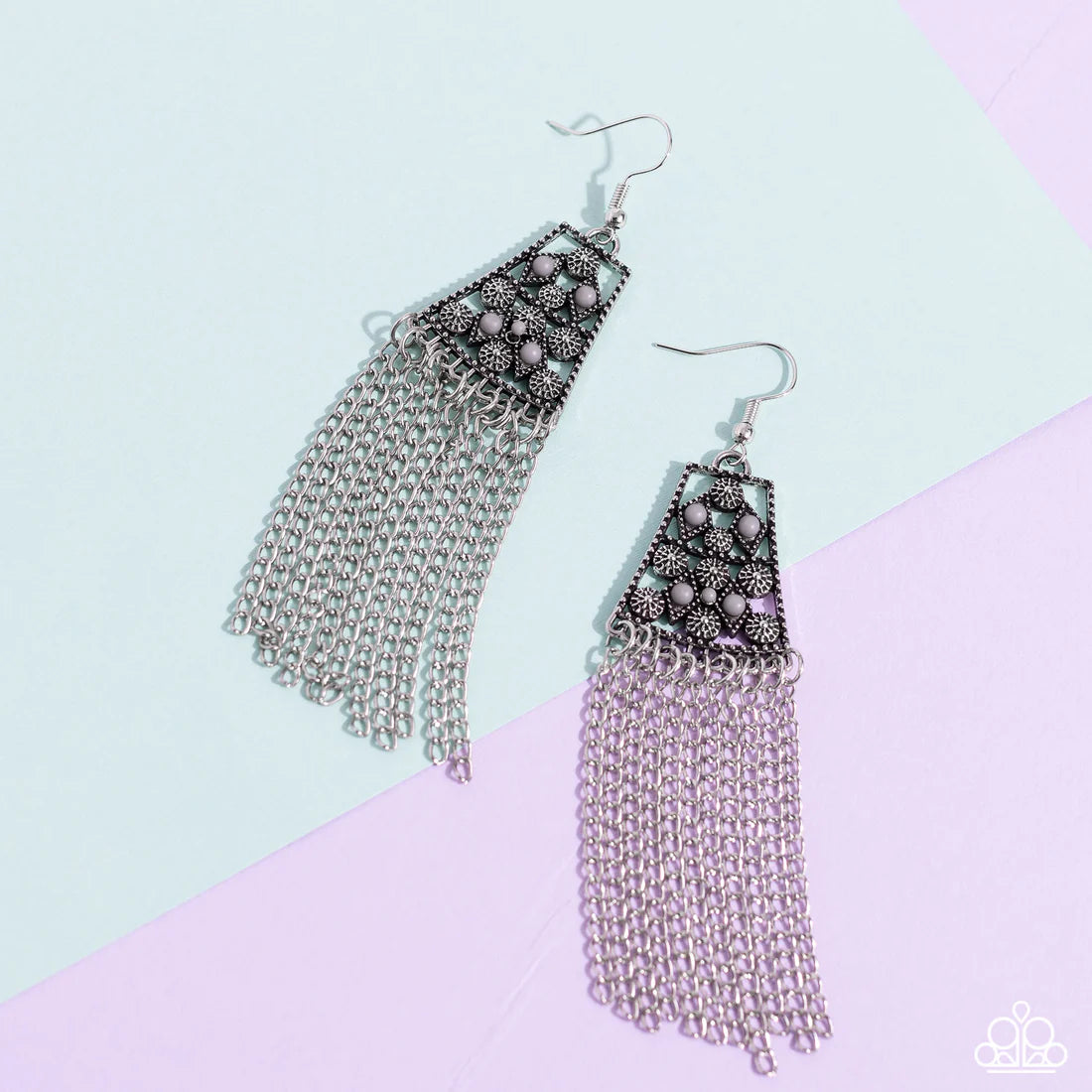 Paparazzi Earrings - Cleopatras Allure - Silver