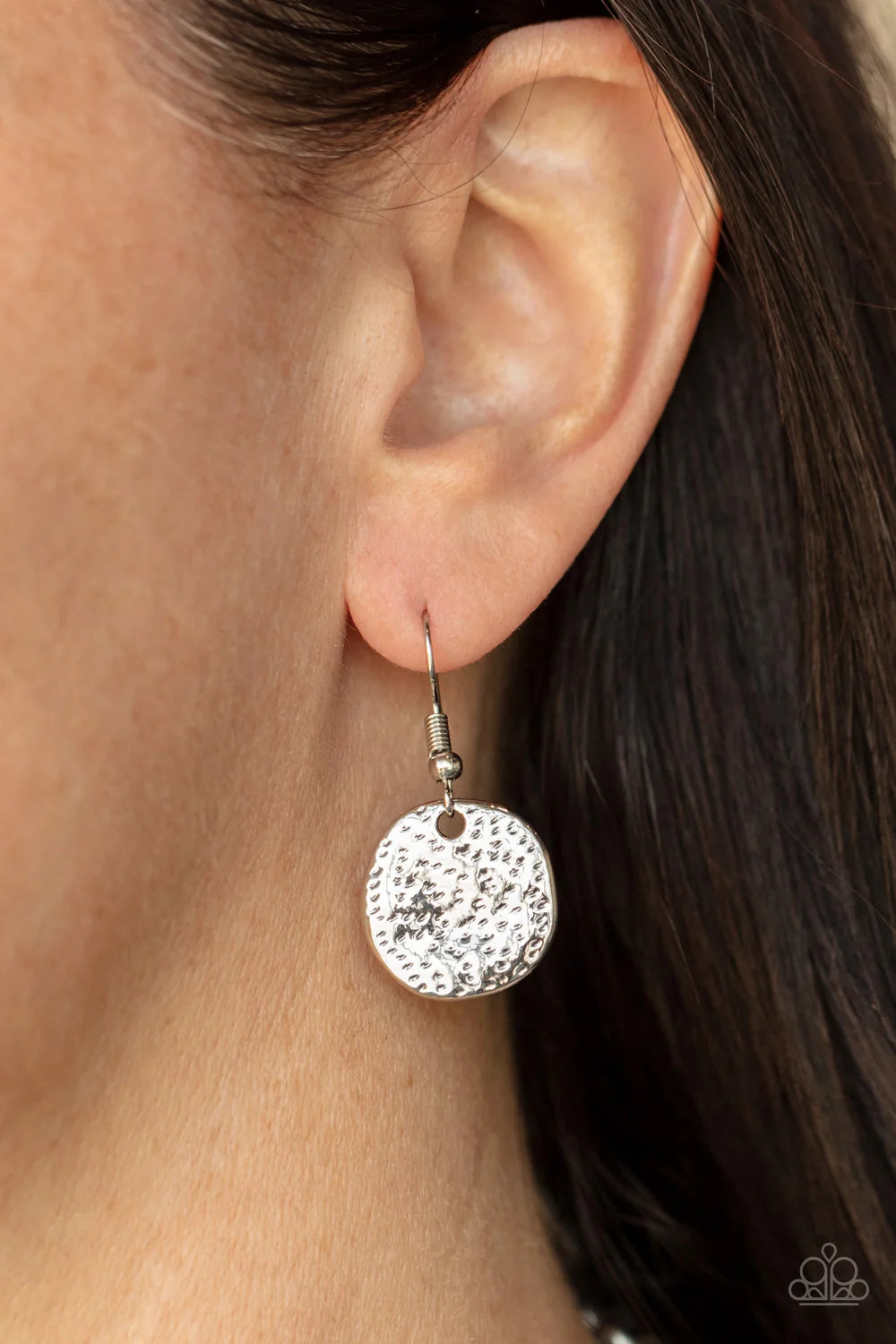 Paparazzi Necklaces - Spot on Sparkle - White
