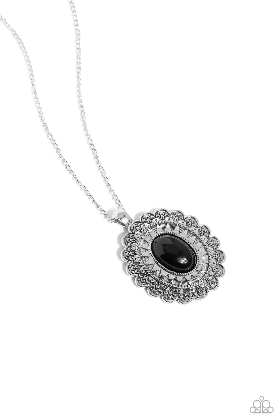 Paparazzi Necklaces - Mesa Medallion - Black