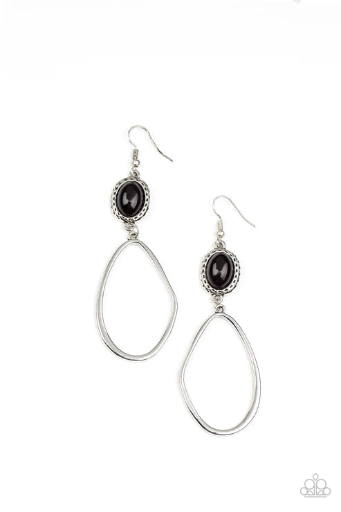 Paparazzi Earrings - Adventurous Allure - Black