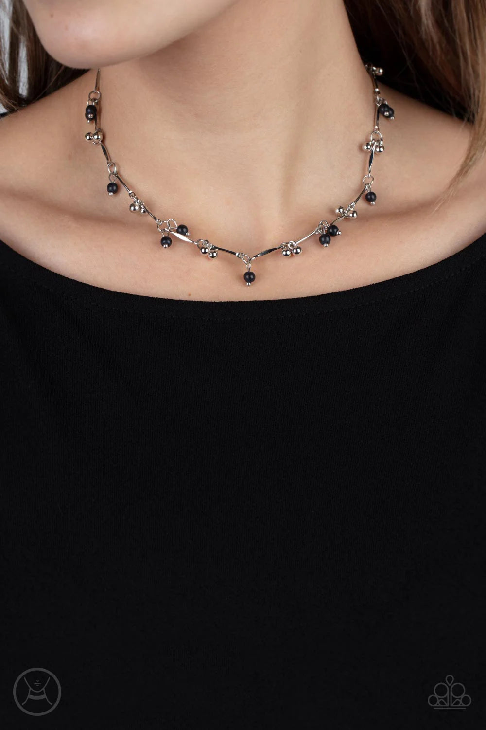 Paparazzi Necklaces - Sahara Social - Black