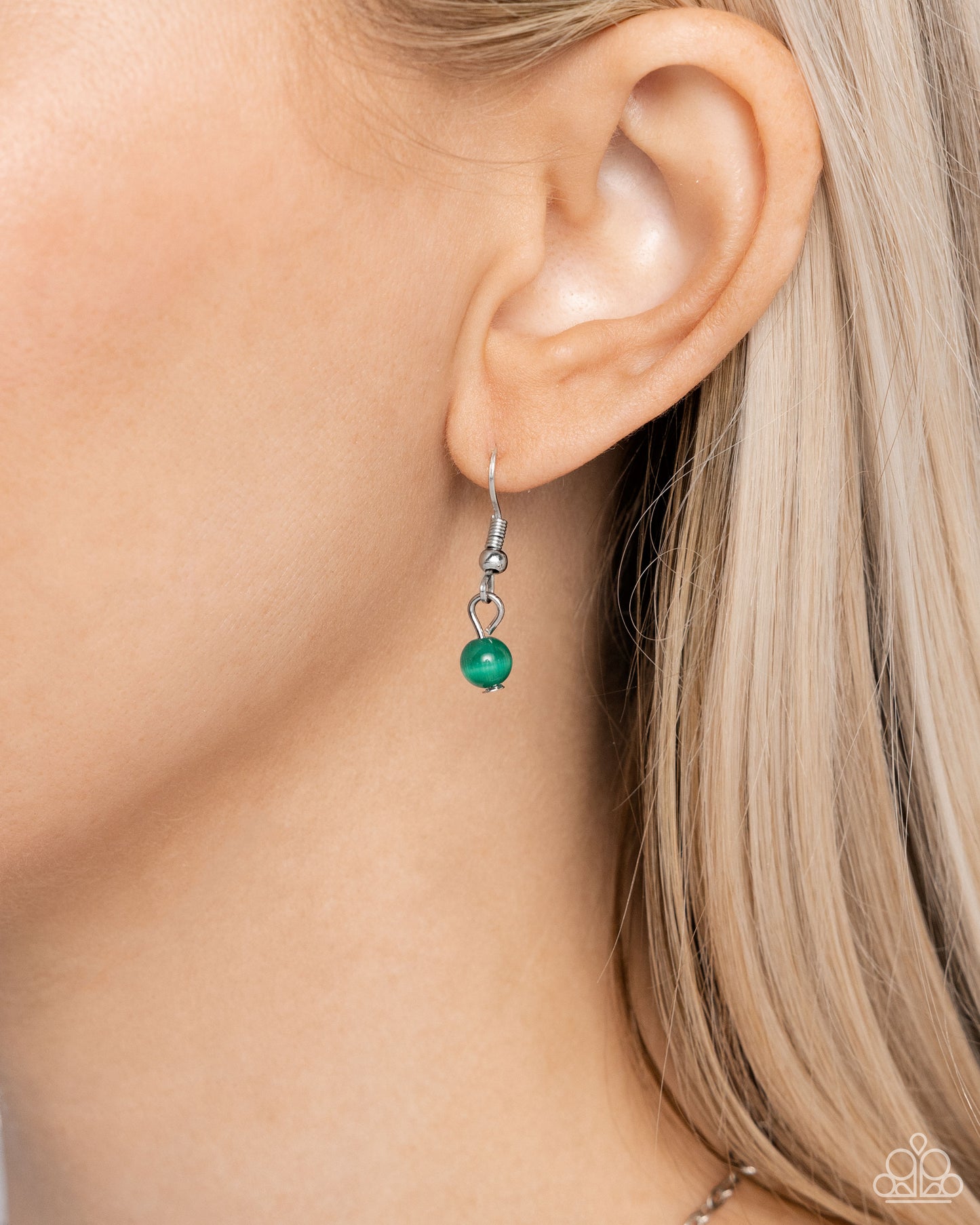 Paparazzi Necklaces - Magical Meadow - Green