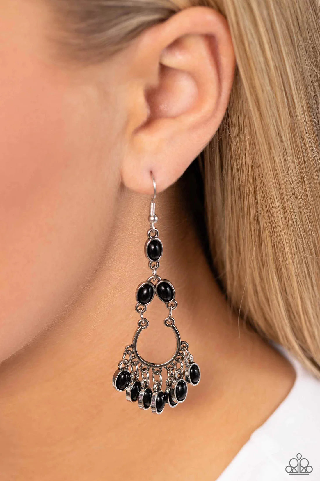 Paparazzi Earrings - Girly Girl Getup - Black