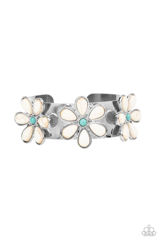 Paparazzi Bracelets - Desert Flower Patch - Multi