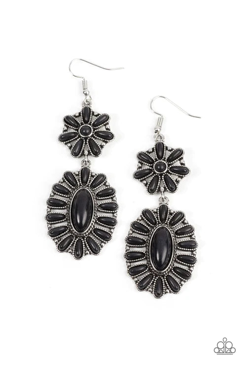 Paparazzi Earrings - Richly Rustler - Black