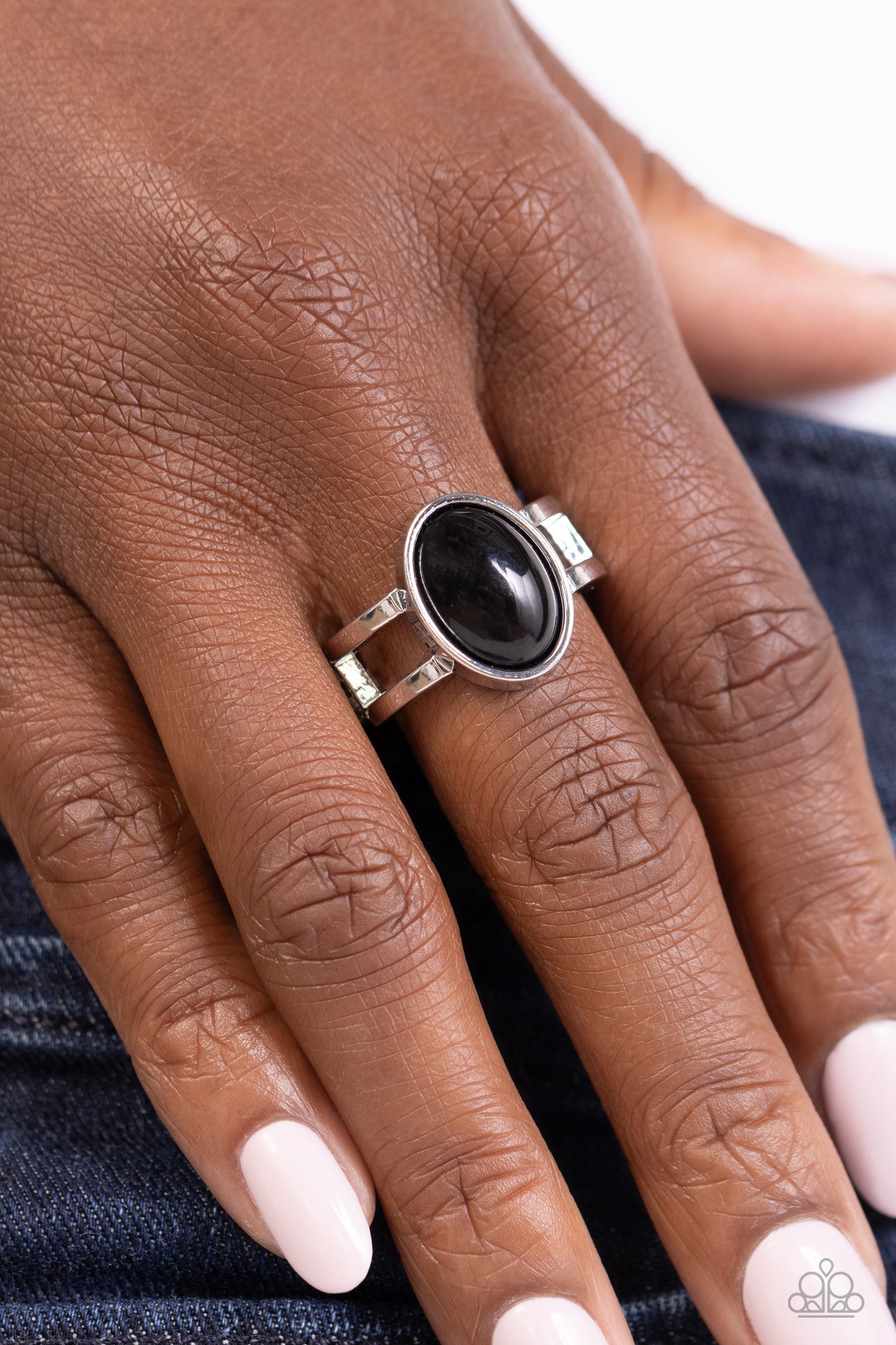 Paparazzi PREORDER Rings - Opal Pools - Black