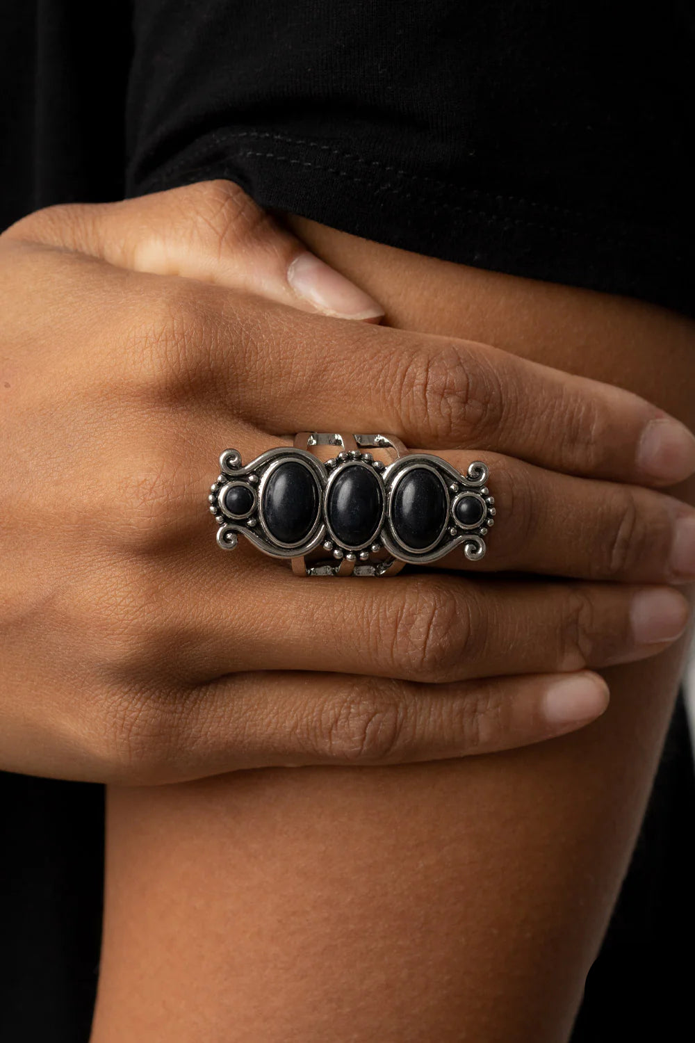 Paparazzi Rings - Roswell Relic - Black