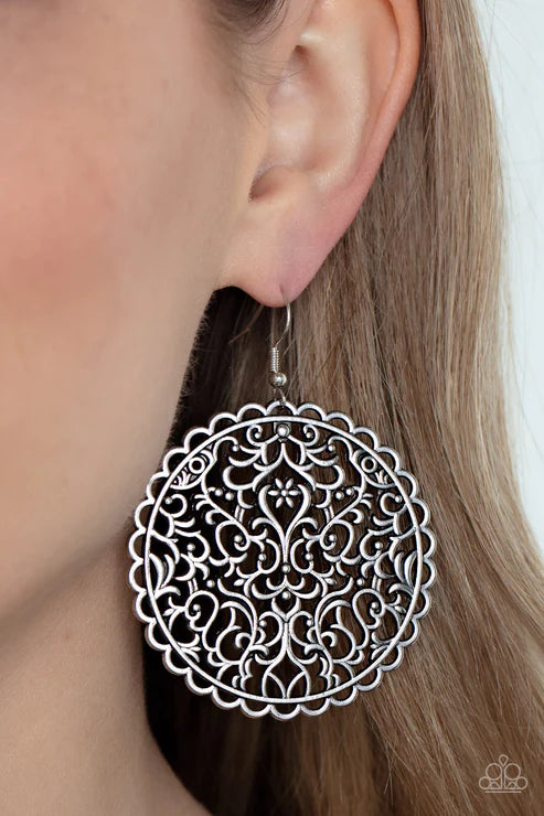 Paparazzi Earrings - The Whole Nine Vineyards - Silver