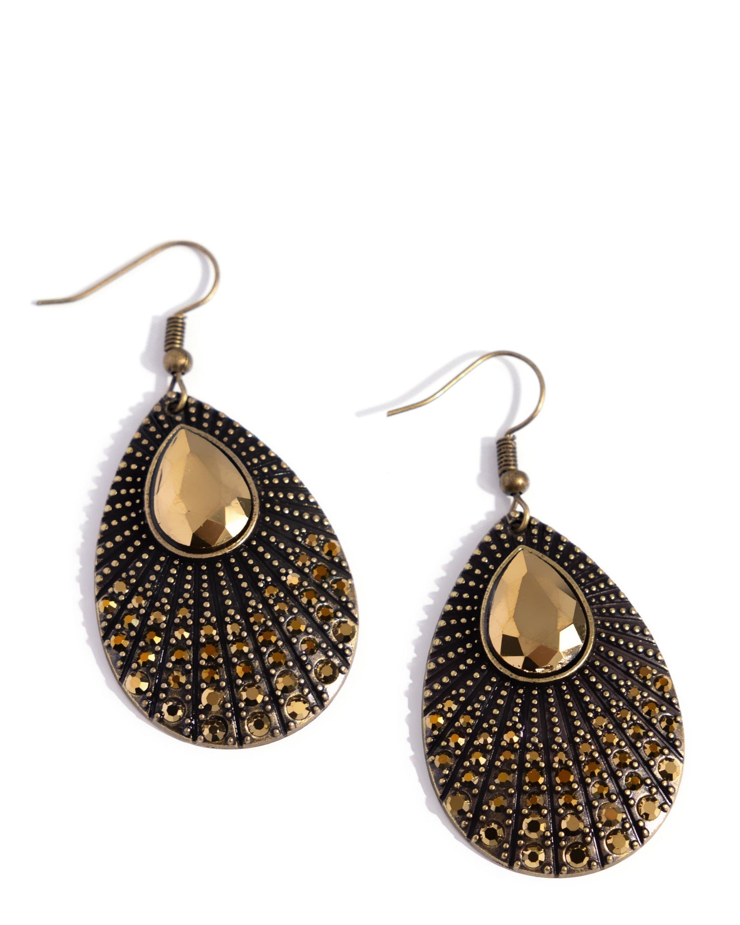 Paparazzi Earrings - Urban Relic - Brass