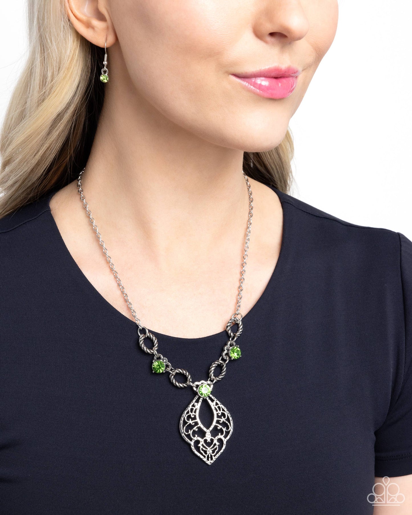 Paparazzi Necklaces - Contemporary Connections - Green