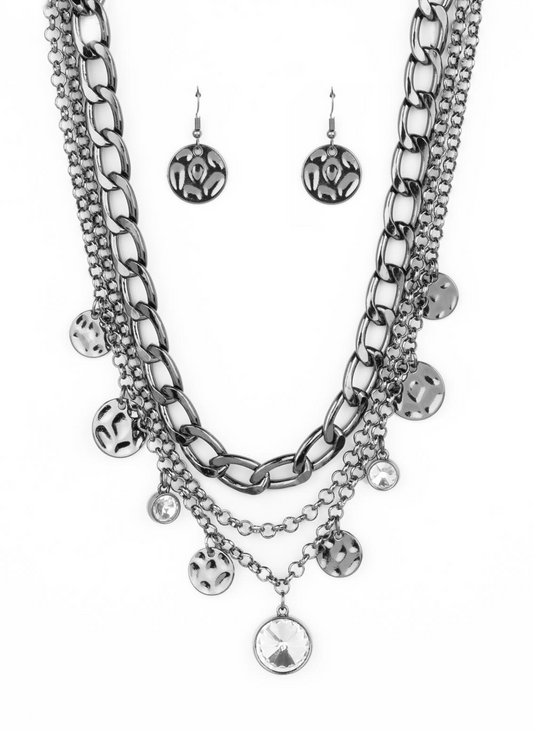Paparazzi Necklaces - Industrial Noise - Black