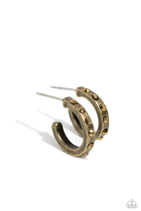 Paparazzi Earrings - Gallant Glitz - Brass