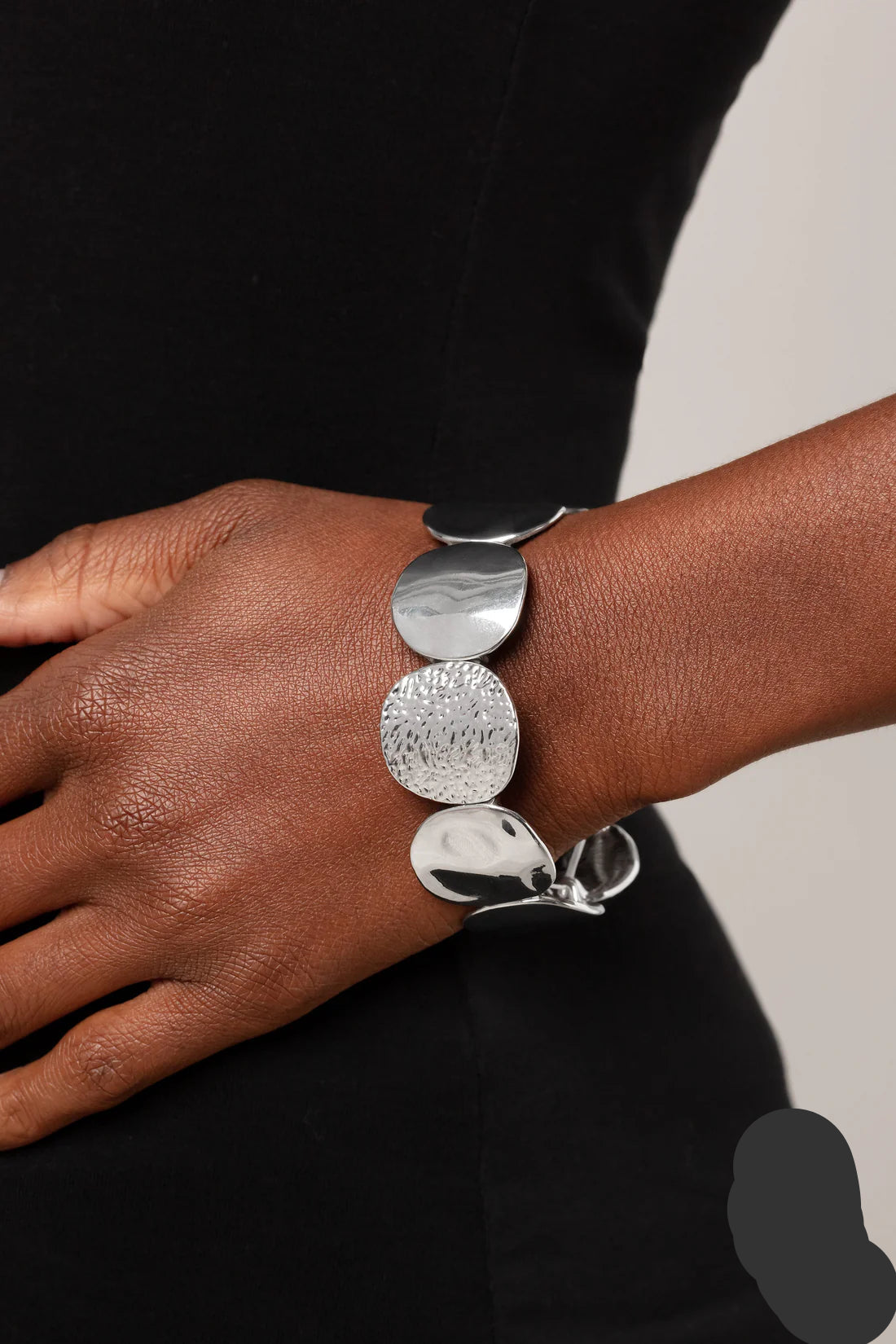 Paparazzi Bracelets - Rippling Record - Silver