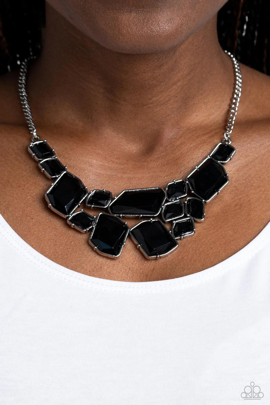 Paparazzi Necklaces - Energetic Embers - Black