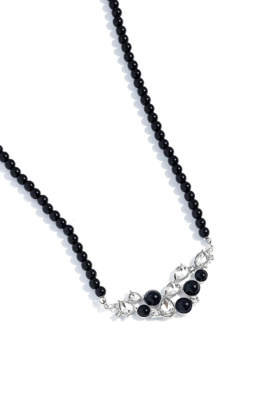 Paparazzi Necklaces - Pampered Pearls - Black