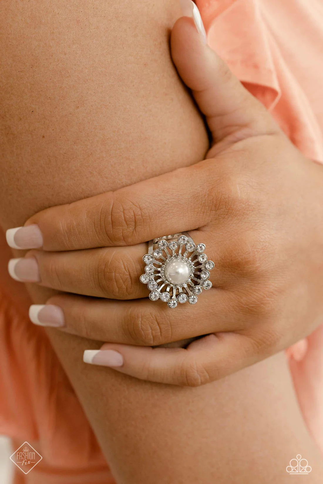 Paparazzi Rings - Maypole Dance - White - Fashion Fix