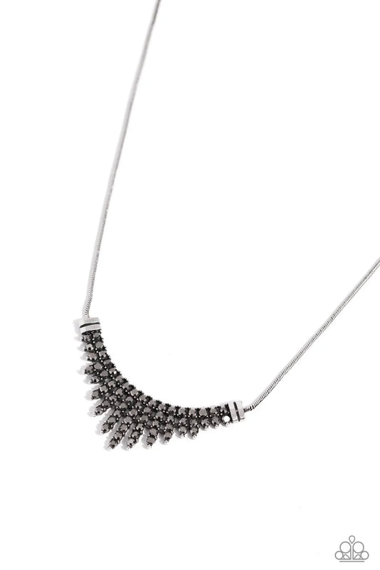 Paparazzi Necklaces - Dramatic Diadem - Silver