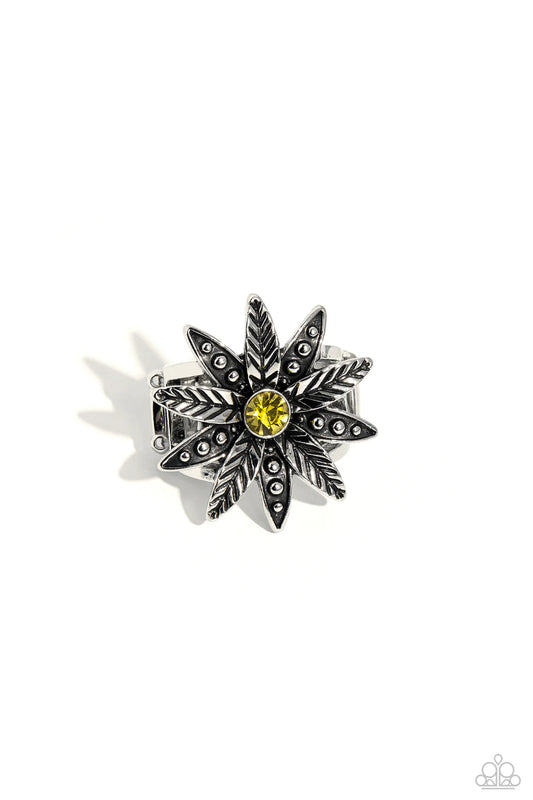 Paparazzi Rings - Sunflower Season - Yellow