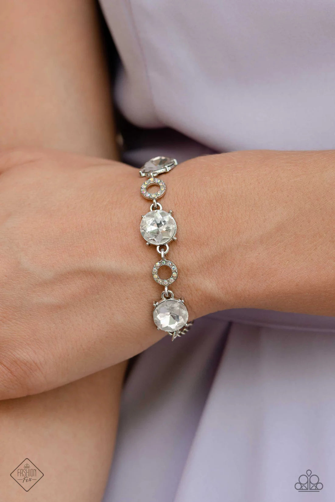 Paparazzi Bracelets - Once Upon a Treasure - White - Fashion Fix