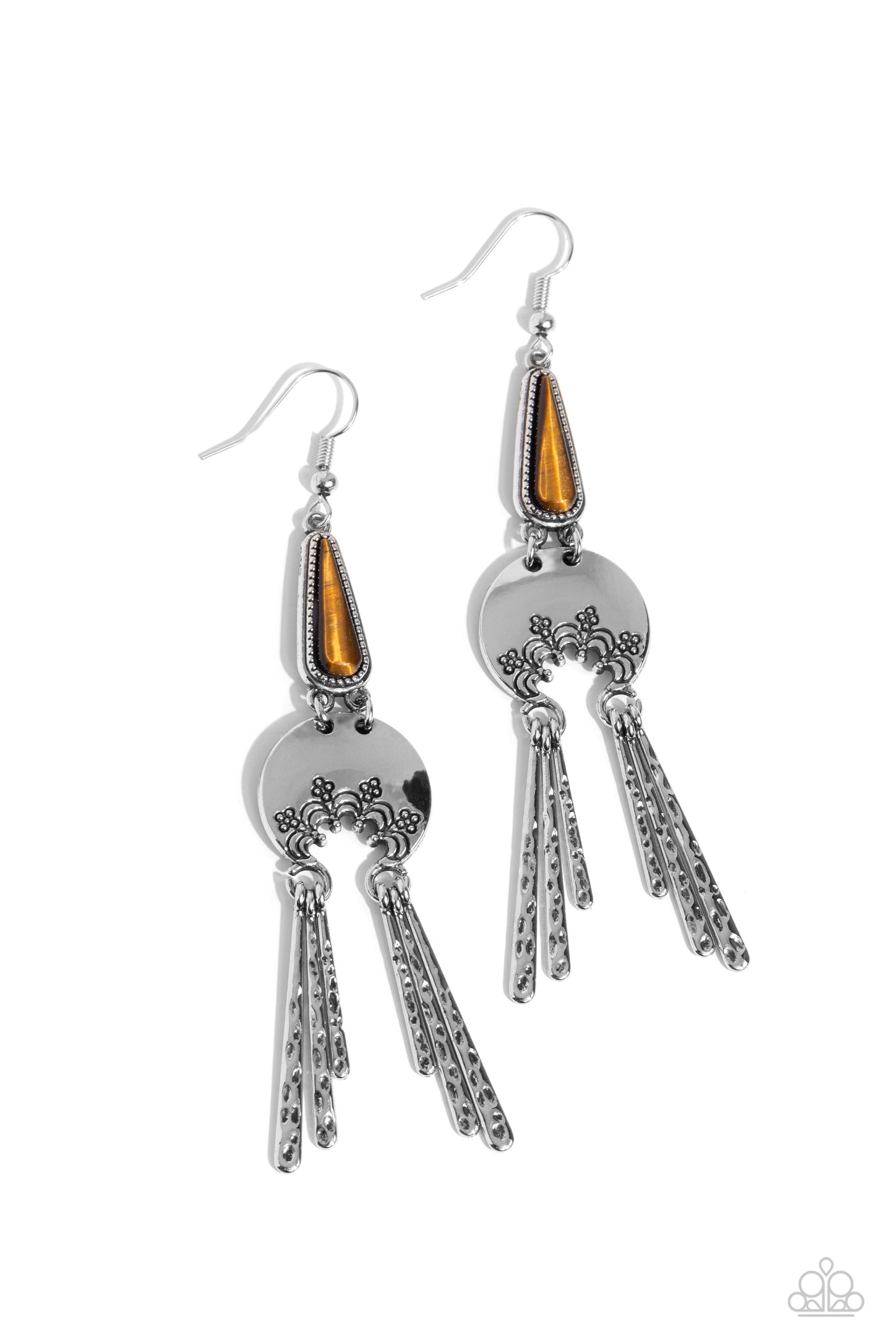 Paparazzi Earrings - Highland Haute - Brown