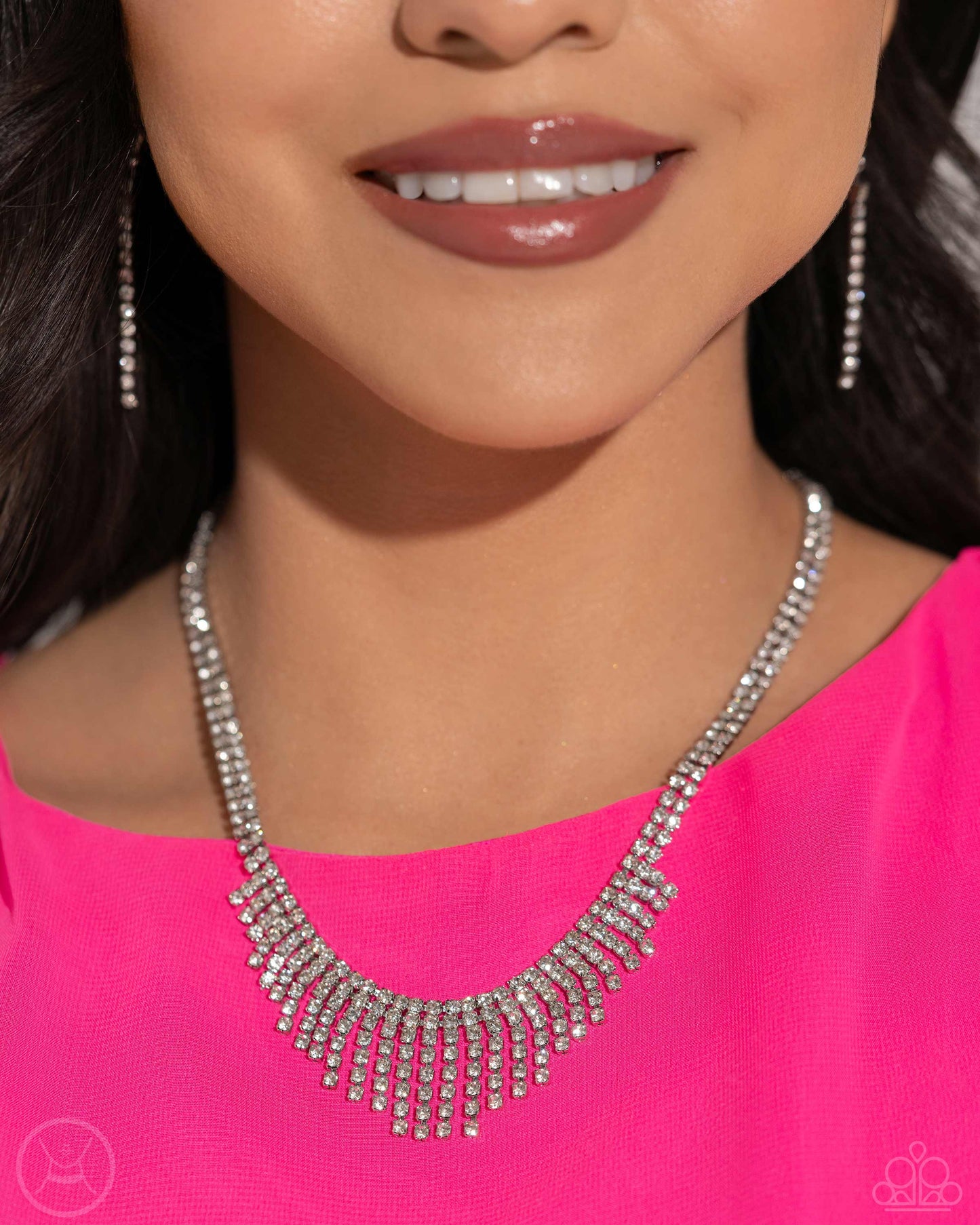 Paparazzi Necklaces - Daring Decadence - White