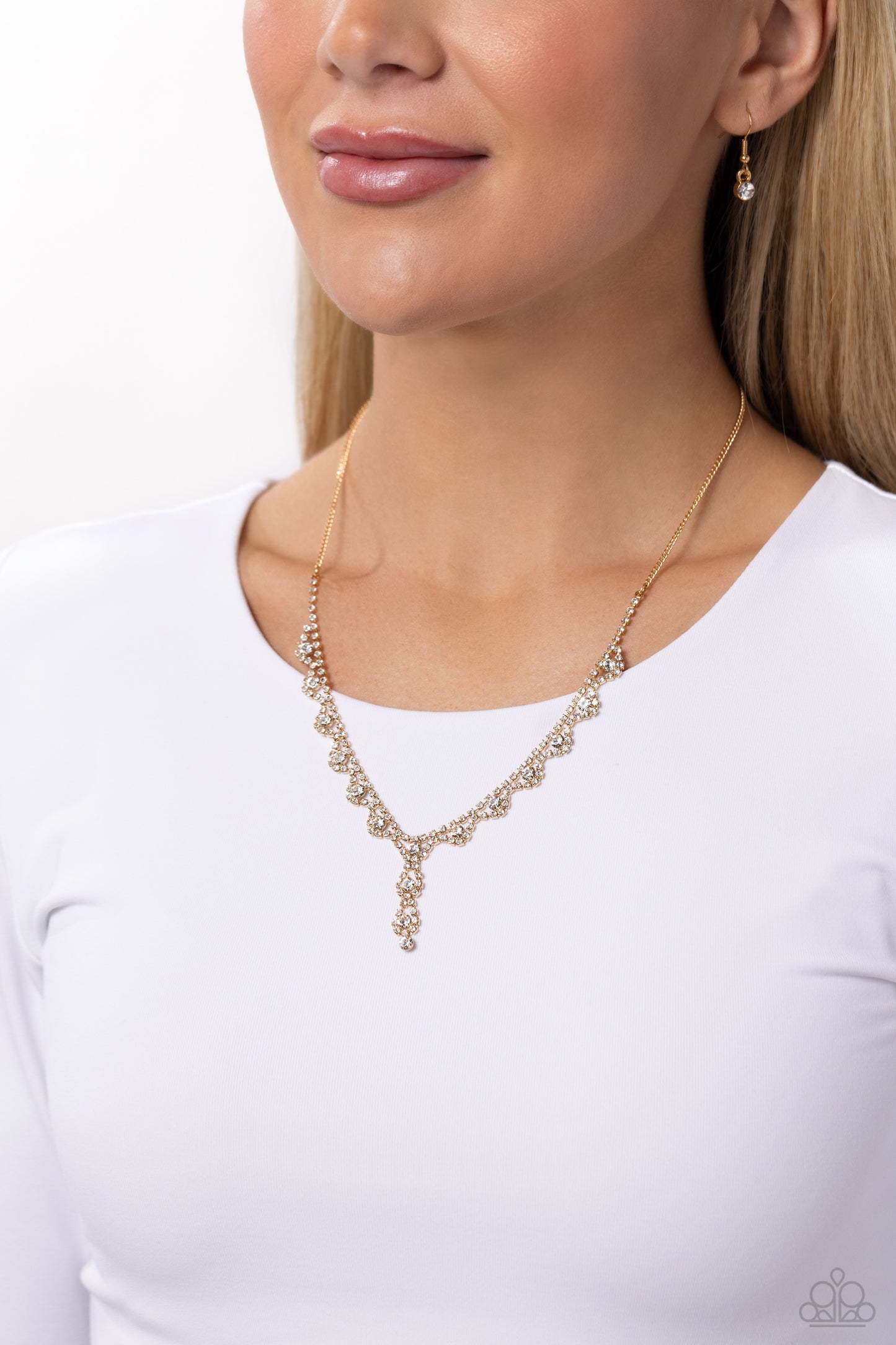 Paparazzi Necklaces - Executive Embellishment - Gold