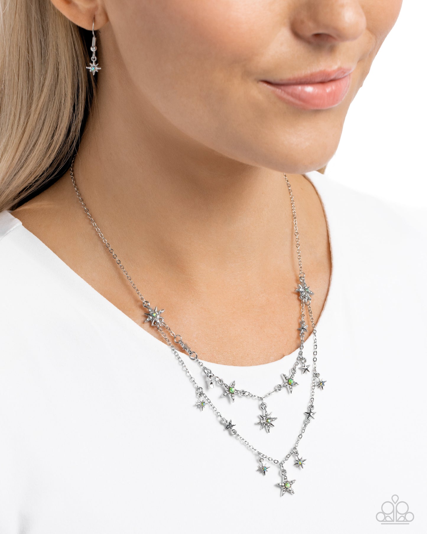 Paparazzi Necklaces - Raising the STAR - Green