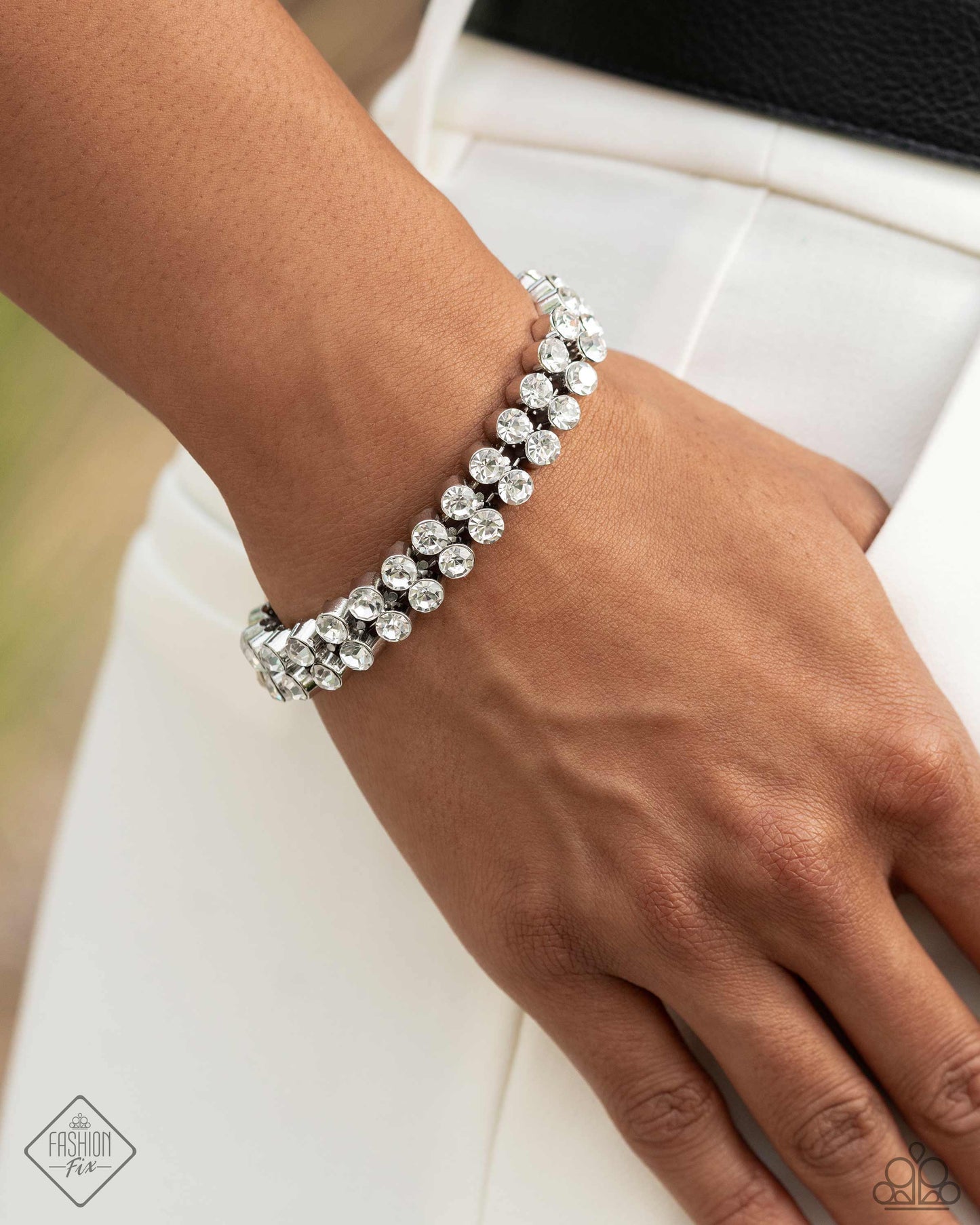 Paparazzi Bracelets - Once Upon A Tiara - White - Fashion Fix