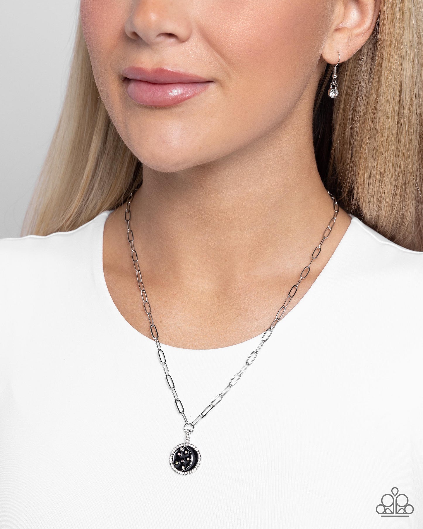 Paparazzi Necklaces - Lunar Liaison - Black