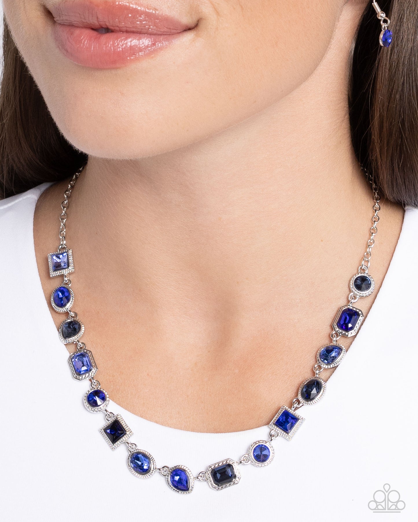 Paparazzi Necklaces -Gallery Glam - Blue