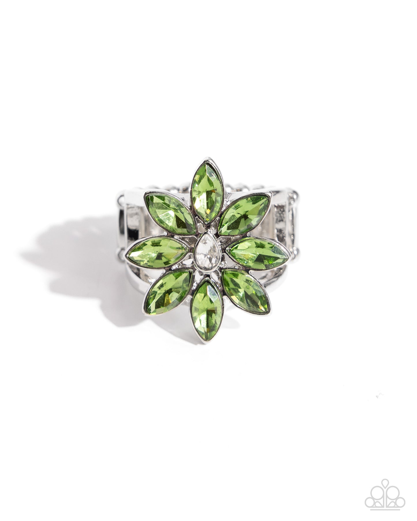 Paparazzi Rings - Petaled Performance - Green