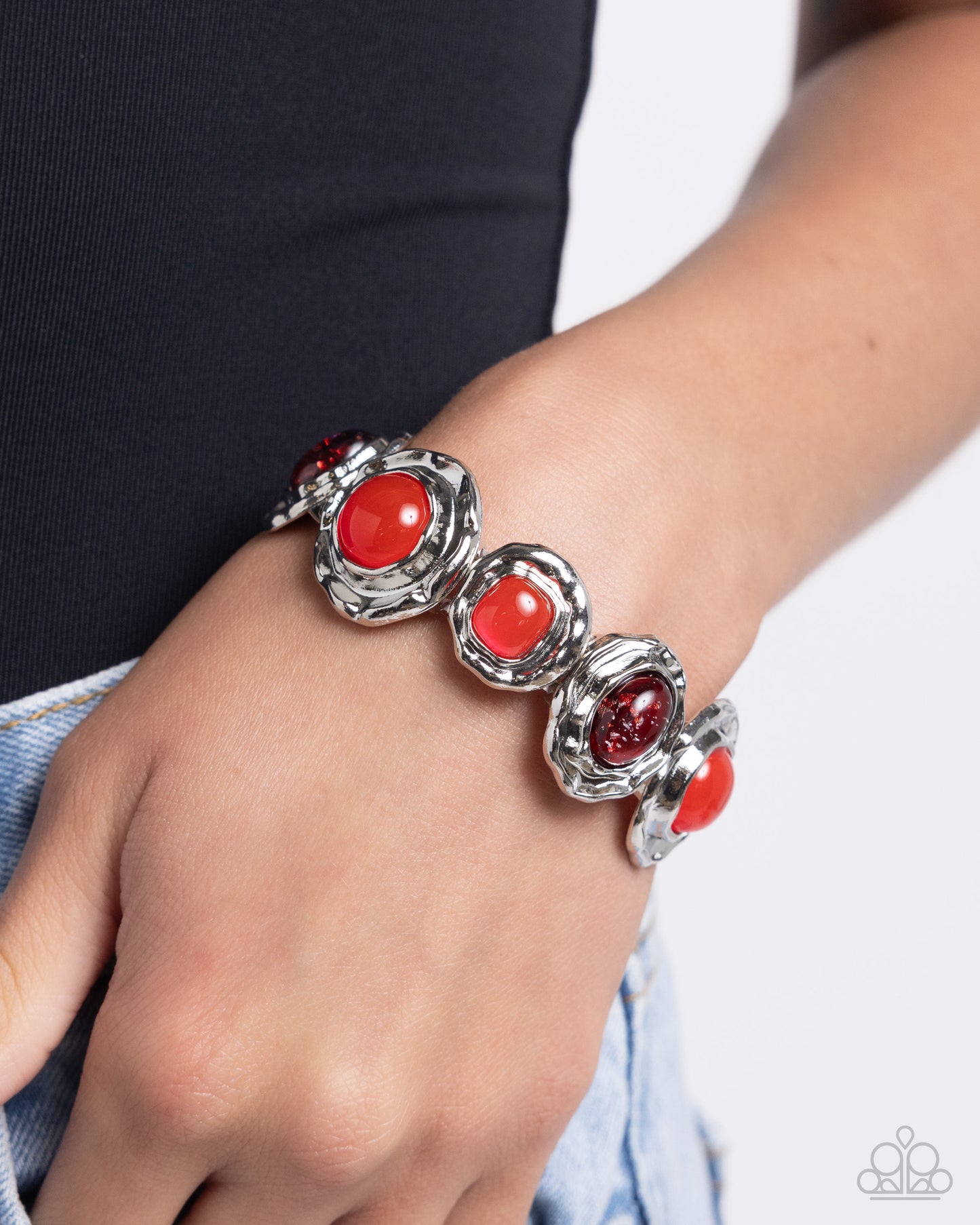 Paparazzi Bracelets - Hammered High - Red