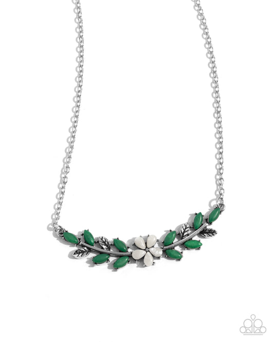 Paparazzi PREORDER Necklaces - Leafy Layover - White