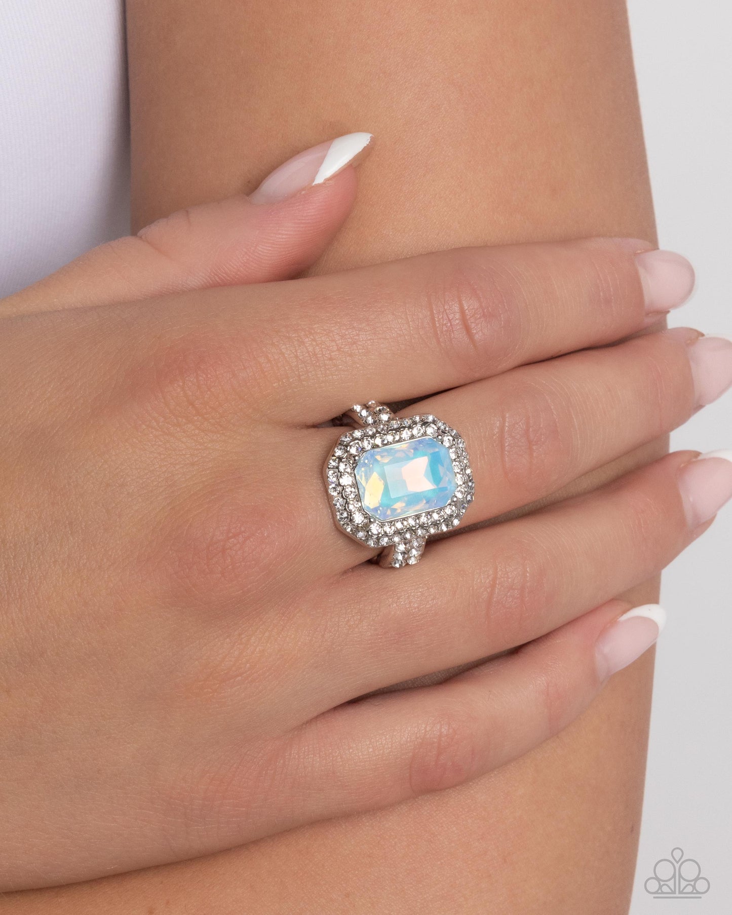 Paparazzi Rings - Faceted Fidelity - Blue