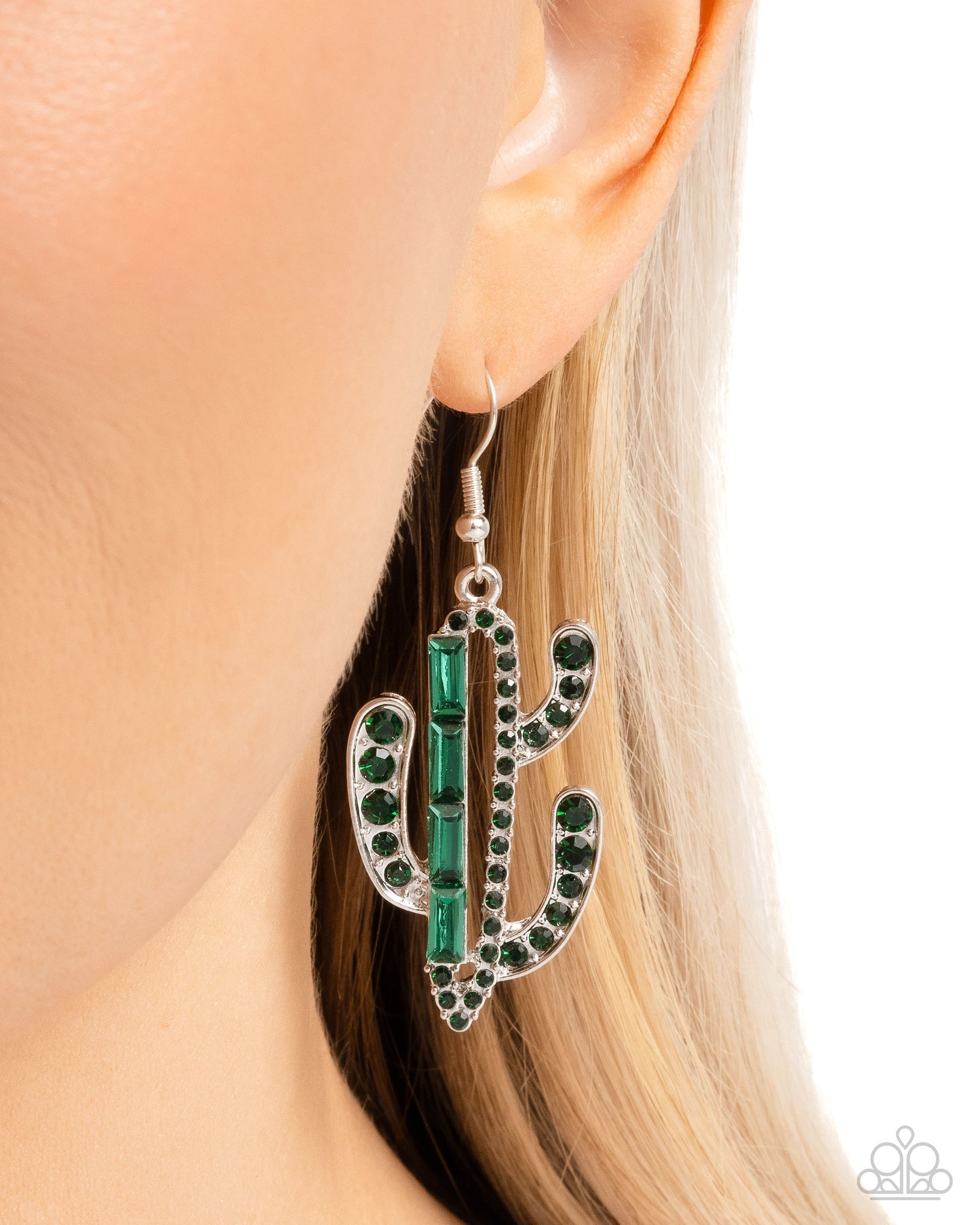 Paparazzi Earrings - Cactus Confidence - Green