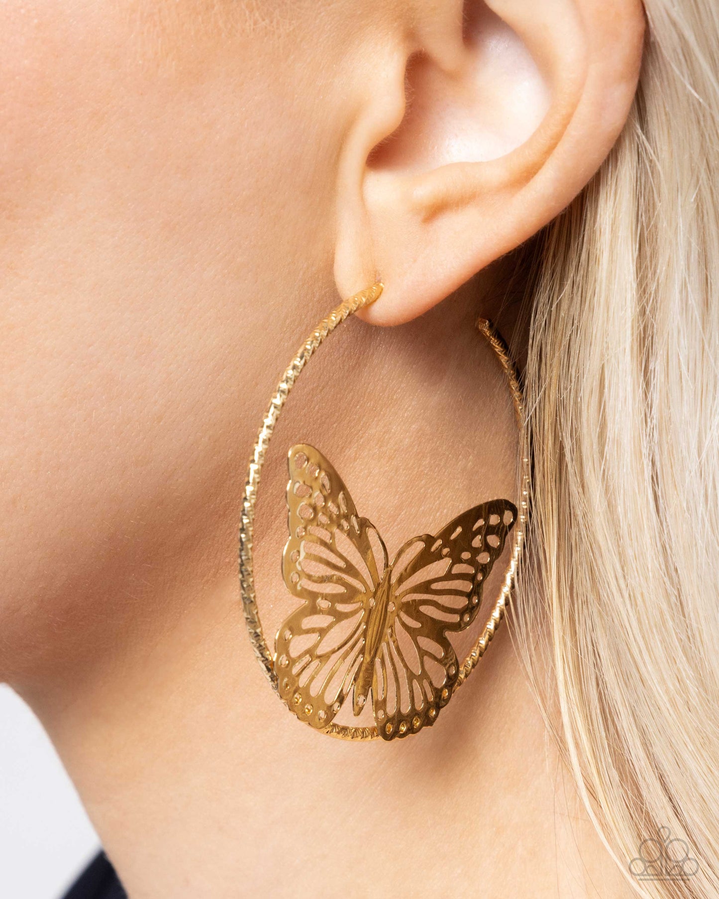 Paparazzi Earrings - Aerial Alias - Gold