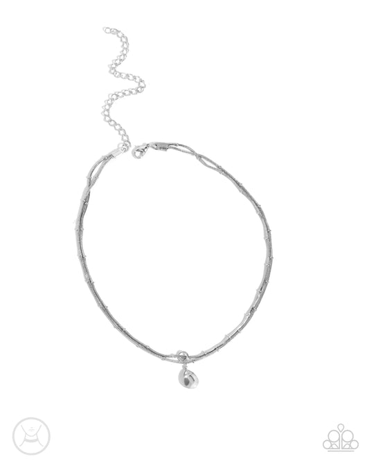 Paparazzi Necklaces - Teeming Teardrop - Silver