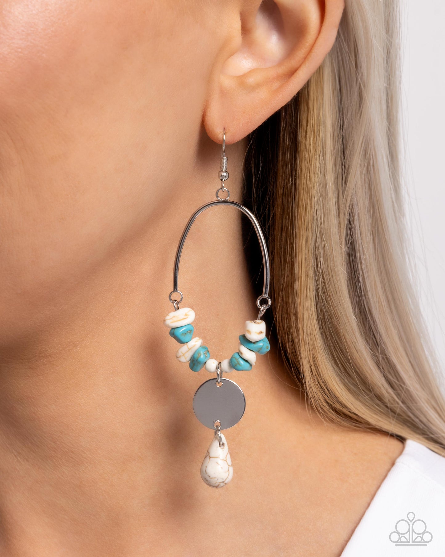 Paparazzi PREORDER Earrings - Suspended Santa Fe - White