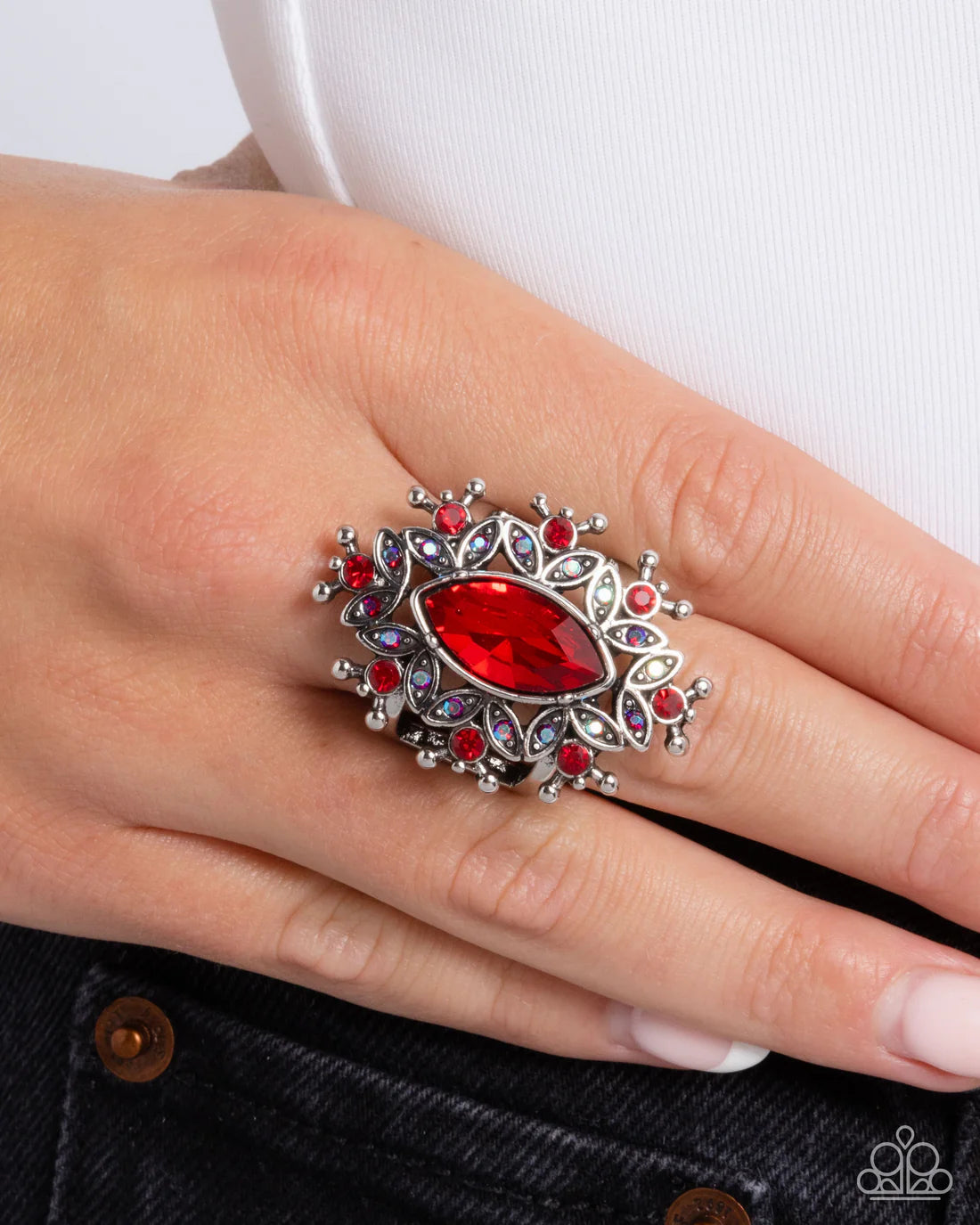 Paparazzi Rings - Elaborate Effect - Red