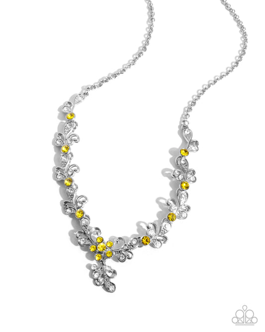 Paparazzi PREORDER Necklaces - Refreshing Refinement - Yellow