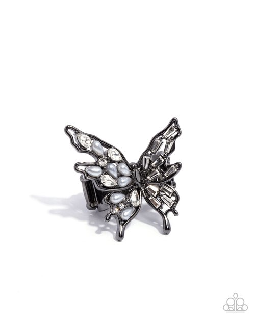 Paparazzi Rings - Aerial Allure - Black