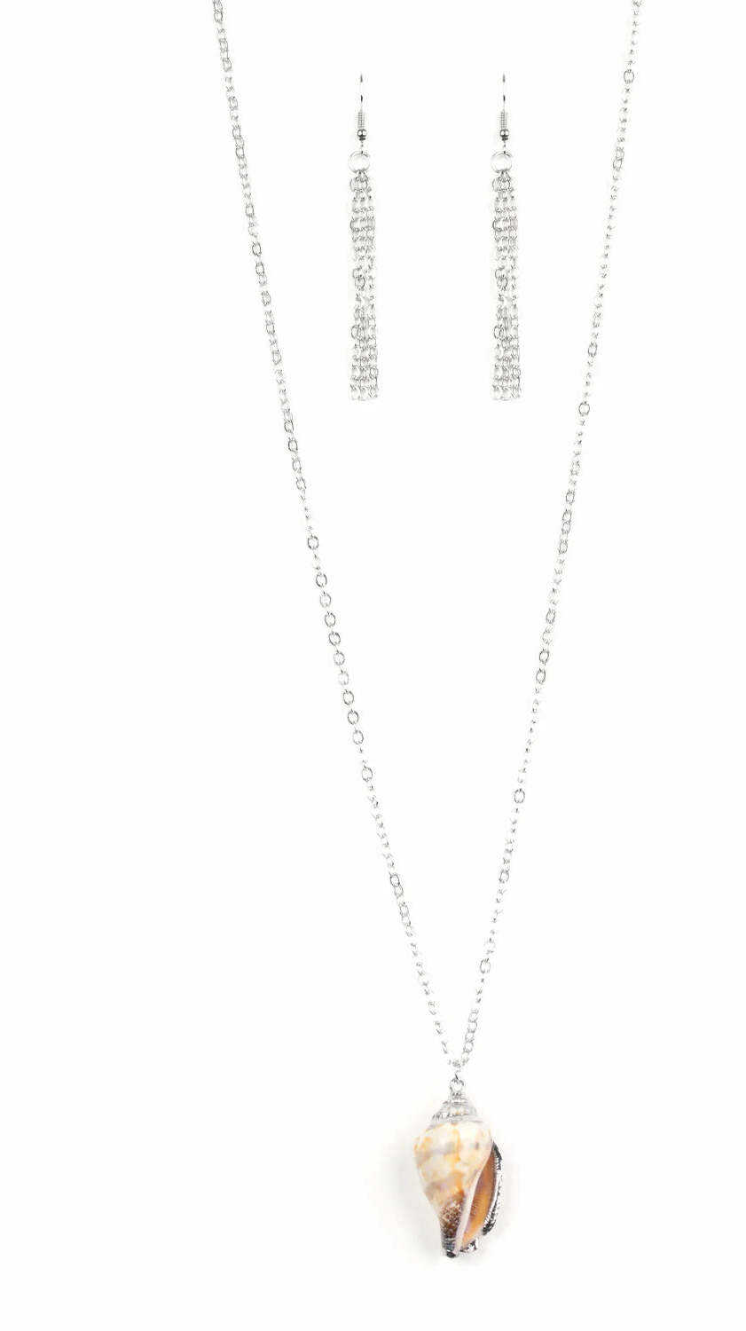 Paparazzi Necklaces - Breaking Out Of My Shell - Silver